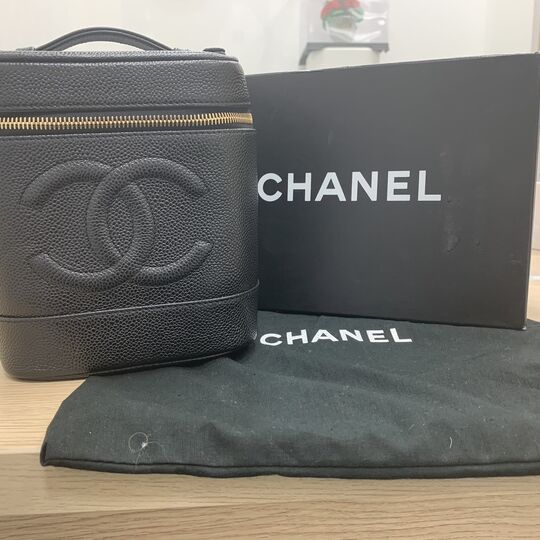 画像2171：CHANEL　バニティ　ココマーク　キャビア　