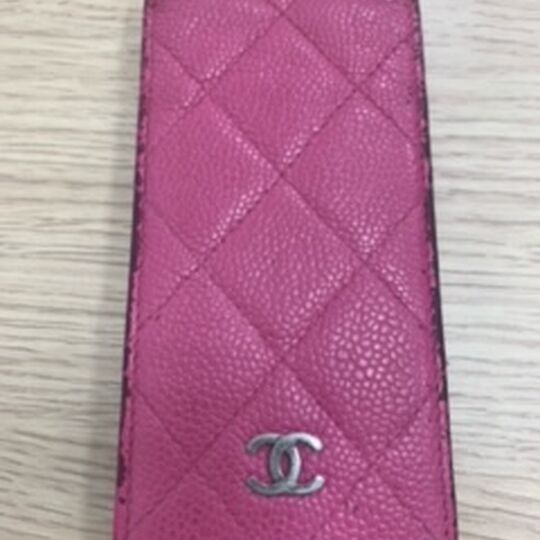 画像2374：CHANEL　キャビア　スマホケース