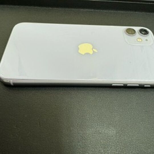 画像3096：iPhone13Pro　