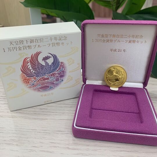 画像8477：御在位金貨