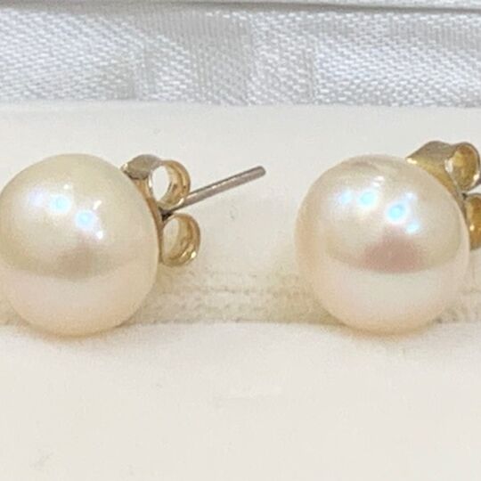 画像8639：パール　ピアス